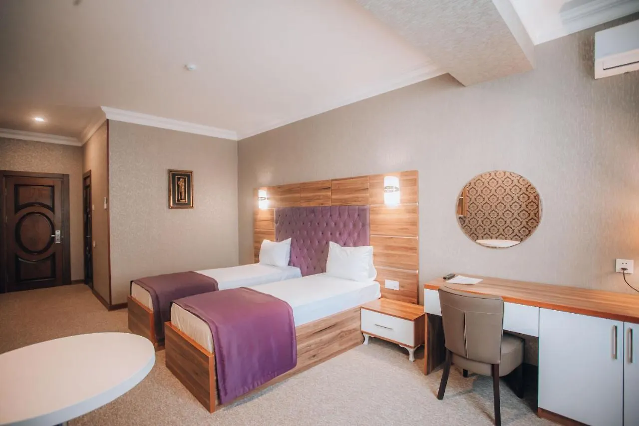 Royal Sapphire Hotel Баку